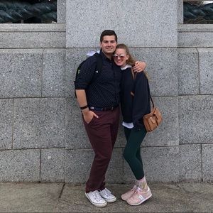 Meet your Posher, Carly